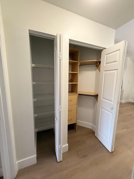 Building Photo - 10420 SW 158th Ct