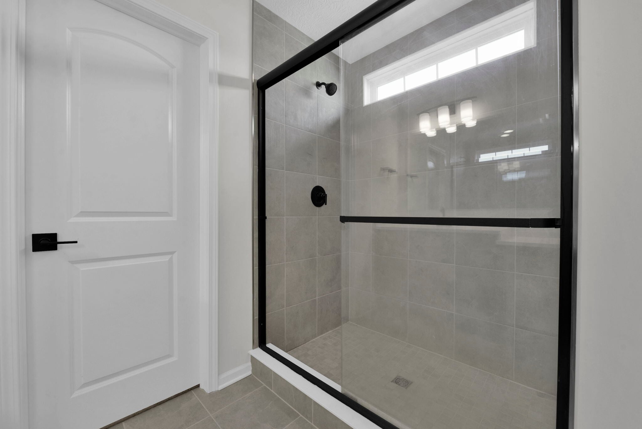 Building Photo - 12065 Landon Dr