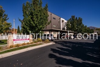 Building Photo - 3225 S 900 E