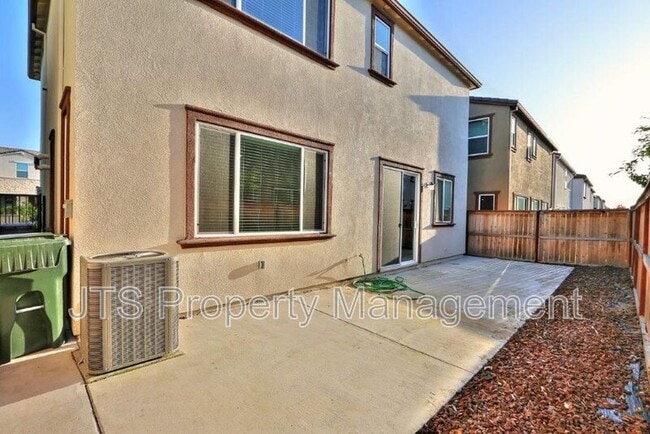 Building Photo - 3513 Birdland Ave