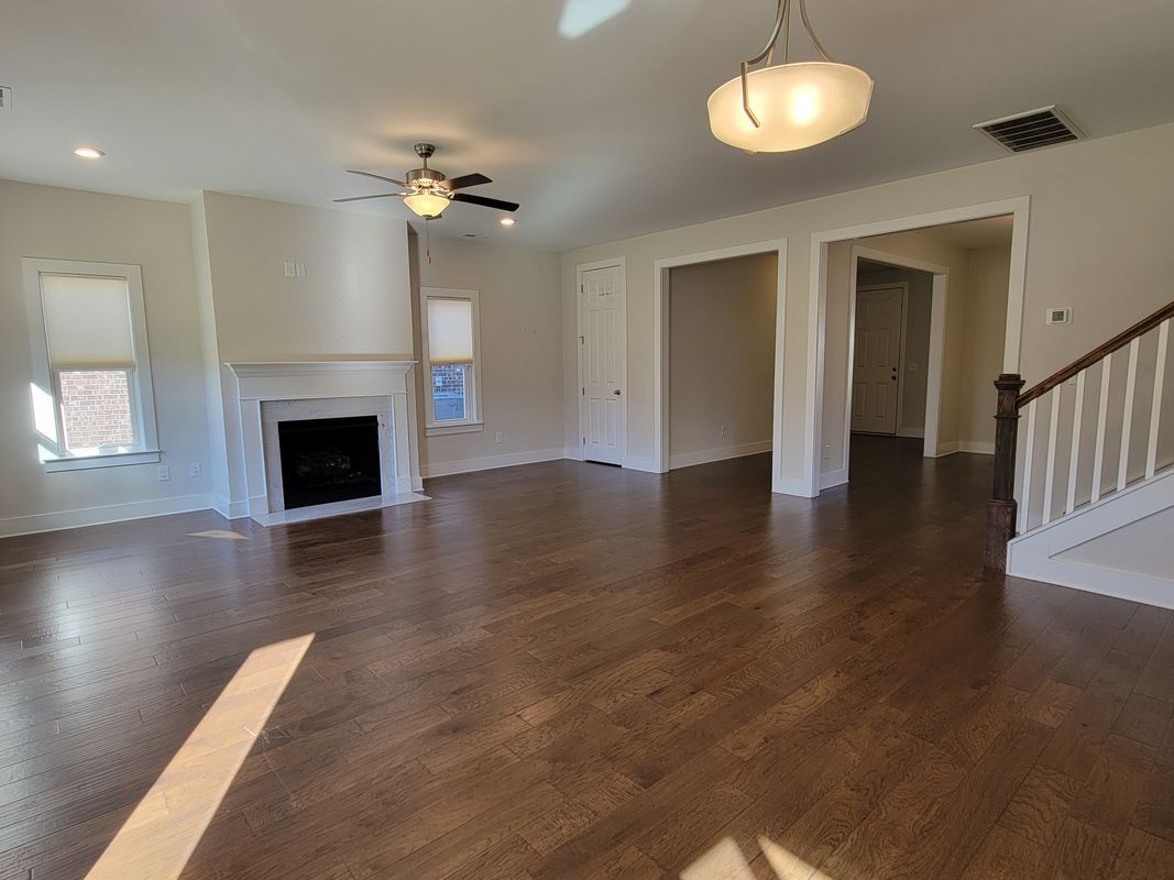 Building Photo - 1717 Buttonwood Lp