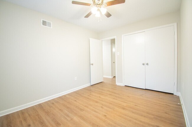 Building Photo - Renovated 3BR/2B home in 38134