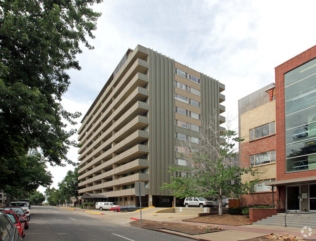 Building Photo - Barrington Condos