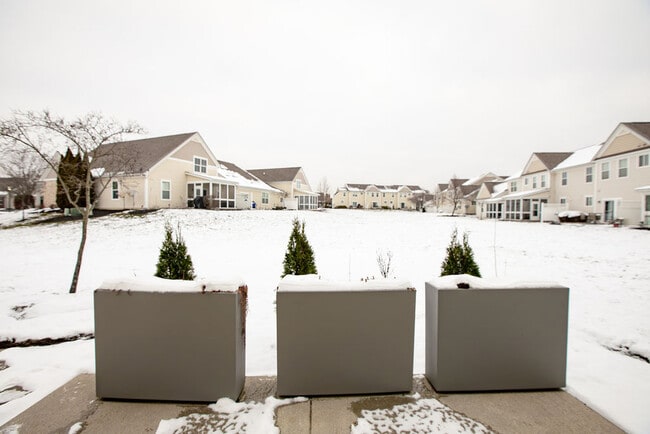 Building Photo - 1656 Nature Dr