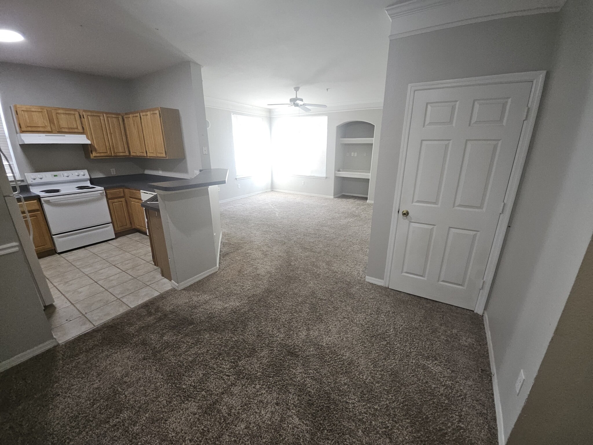 Building Photo - 3281 Soho St