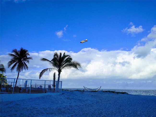 Building Photo - 3212 SE 8th St