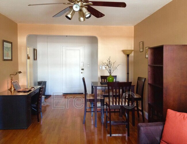 Building Photo - 12-16 Ware St