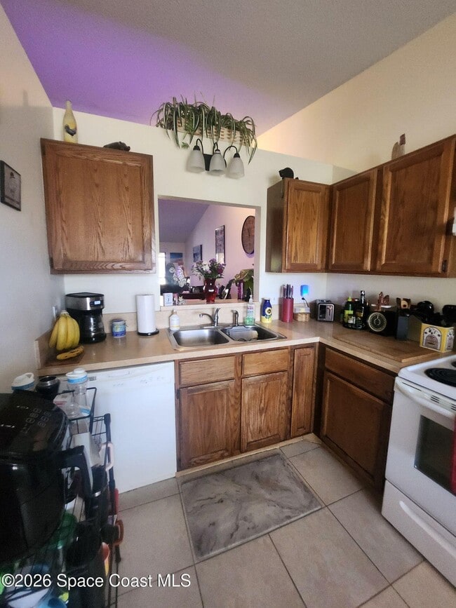 Building Photo - 2824 Coleman Ct