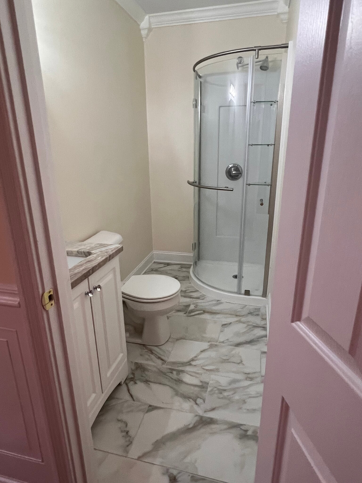 Secondary bathroom - 105 Ashton Ct