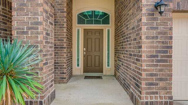 Building Photo - 12310 Red Maple Way