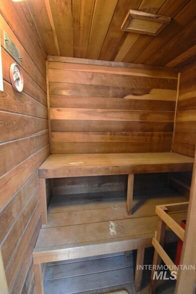 Building Photo - 7344 Modoc St