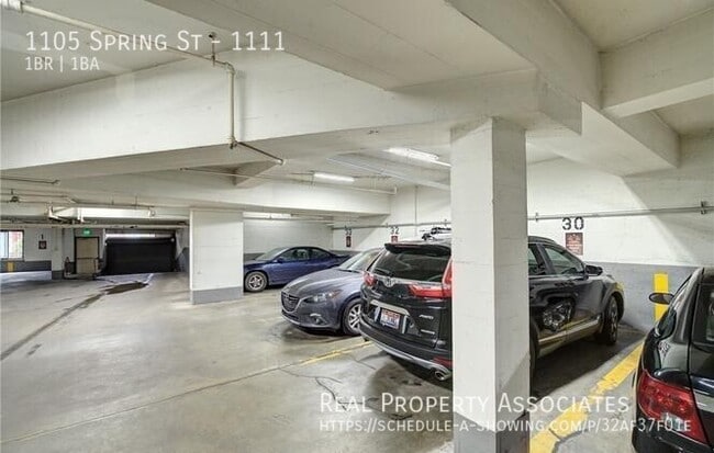 Building Photo - 1105 Spring St