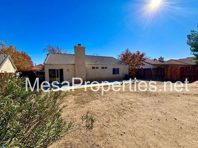 Building Photo - 13156 Bennington Dr