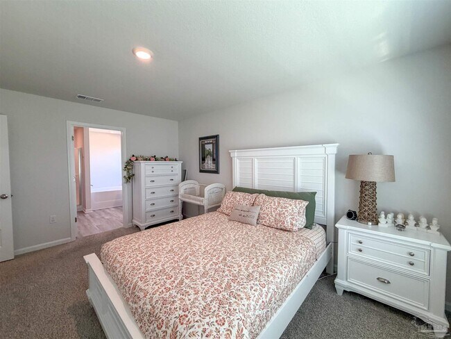 Building Photo - 5494 Silverbell Dr