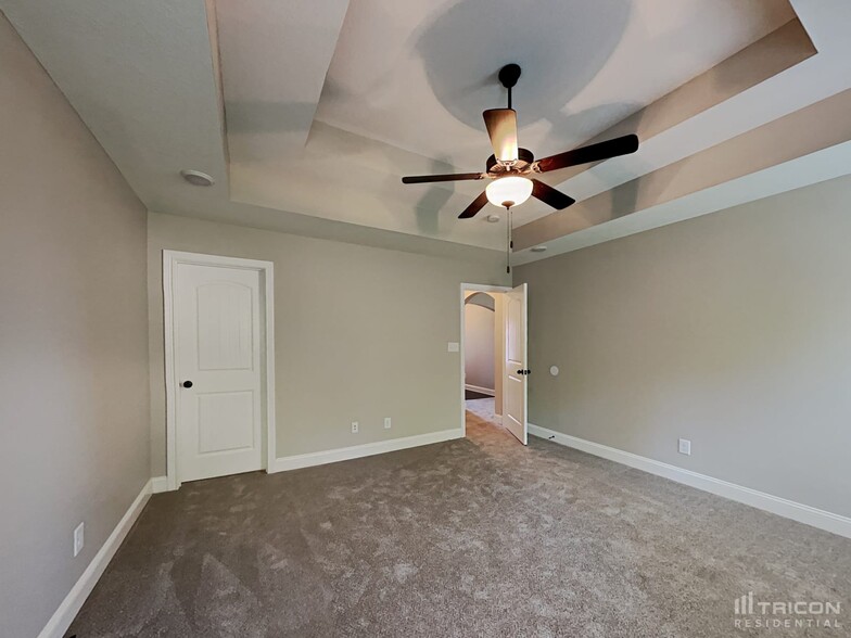 Building Photo - 1041 Charles Thomas Dr