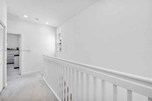 Building Photo - 29269 SW 162nd Ct