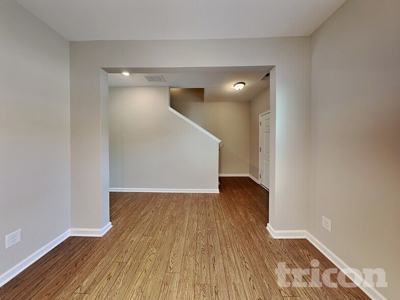 Building Photo - 215 Waters Edge Pkwy