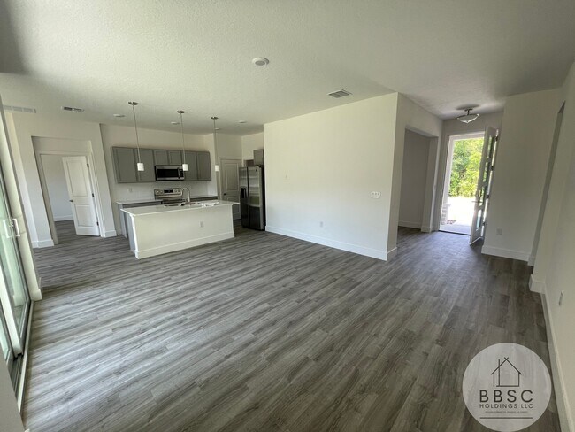 Building Photo - 4534 Amari Rd