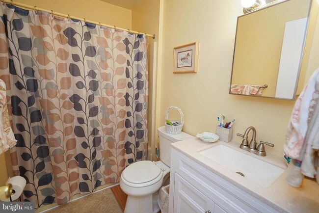 Building Photo - 39028 Bayview W