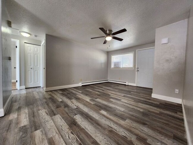 Building Photo - Cozy 2-Bed, 1-Bath Apartment – Upper Level with Covered Outdoor Space!