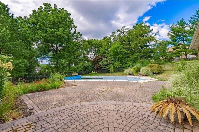 Building Photo - Elegant Living Awaits: Luxurious 4-Bedroom Home with Pool in Bethlehem Area School District