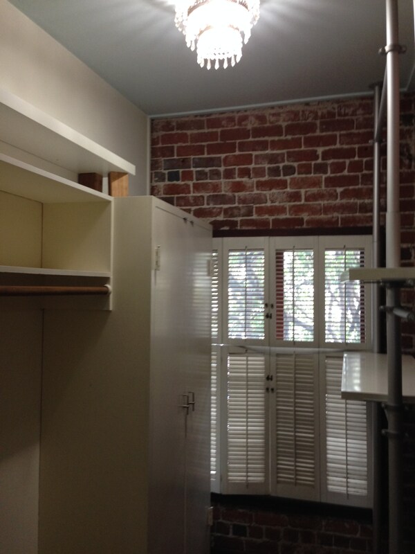 Building Photo - 3985 Sacramento St