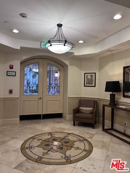 Building Photo - 137 S Spalding Dr