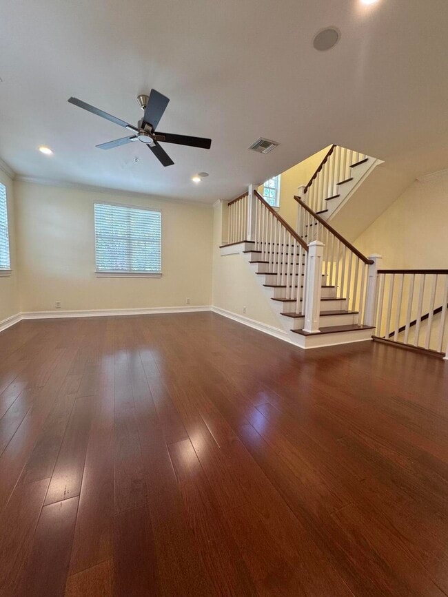 Building Photo - 503 N Mallory Cir