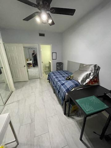 Building Photo - 806 W 24th St