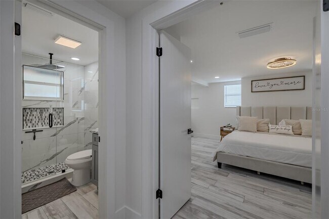 Building Photo - 23700 Lake Hills Dr