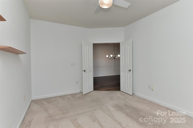 Building Photo - 17109 Red Feather Dr