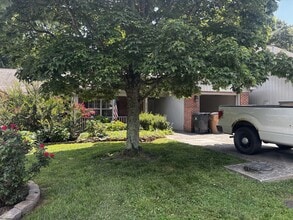 Building Photo - 2017 Locarno Dr