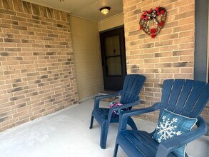 Building Photo - 14107 Mary Sue Ct