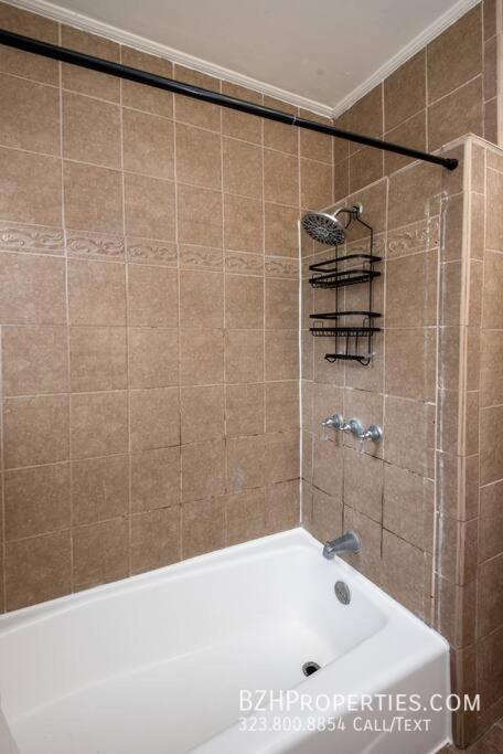 Building Photo - 1165 W 38th St