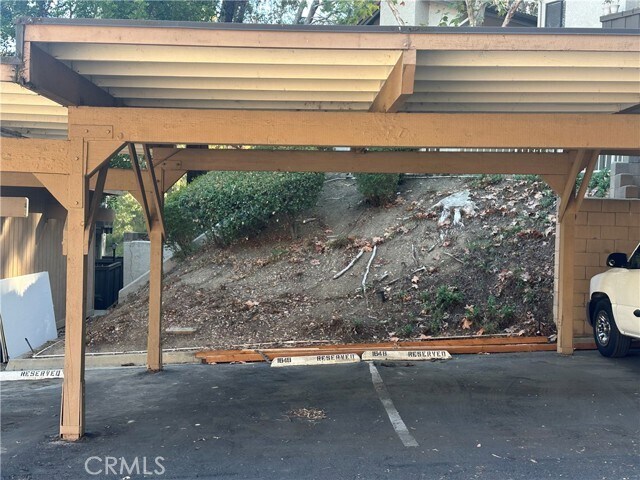 Building Photo - 22790 Lakeway Dr