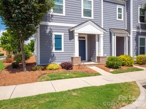 Building Photo - 1034 Lyndon Station Dr