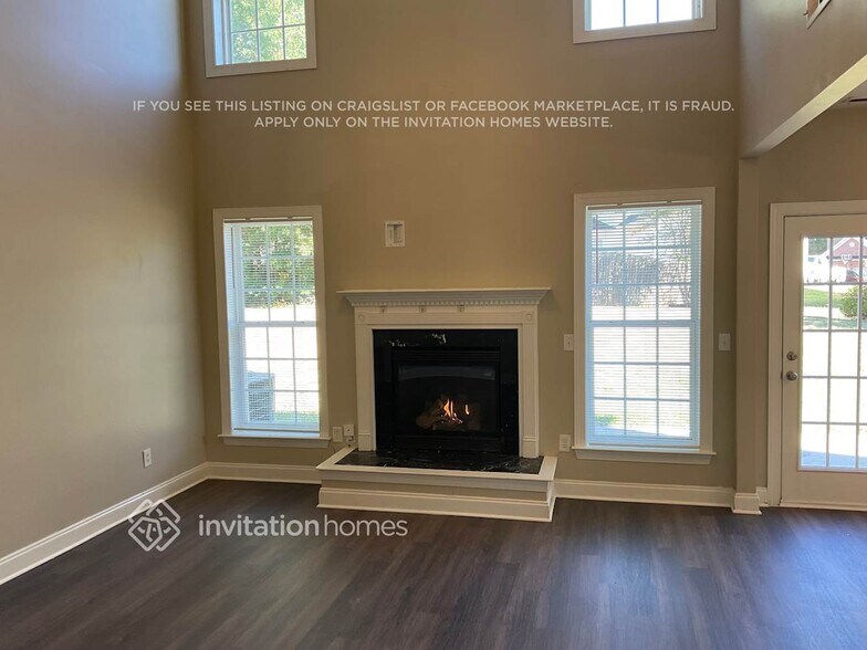 Building Photo - 8612 Ridgeline Ln