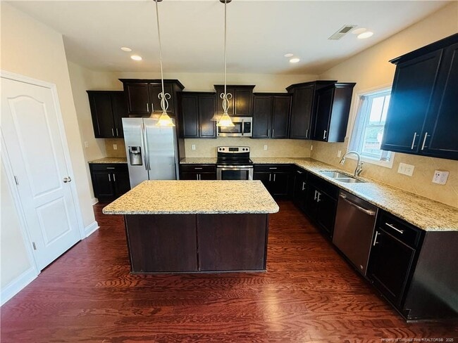 Building Photo - 38 Quatrefoil Ct