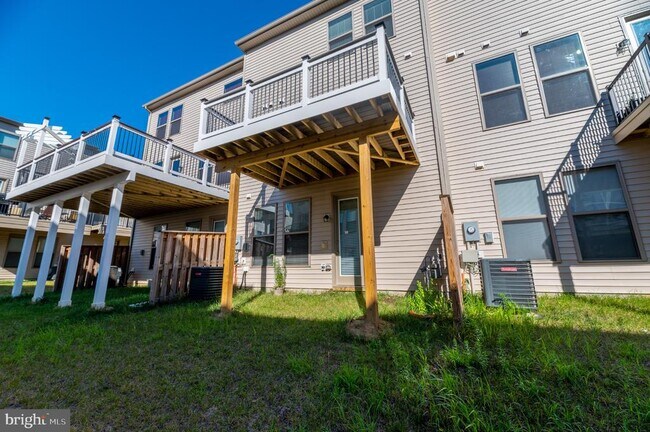 Building Photo - 42409 S Dogwood St