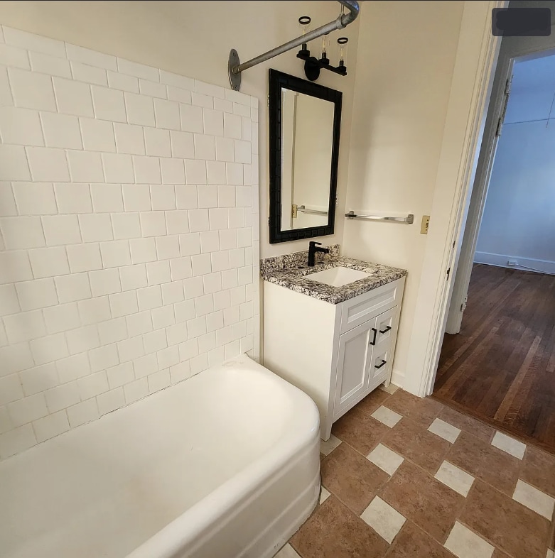 Building Photo - 681 Mira Monte Pl