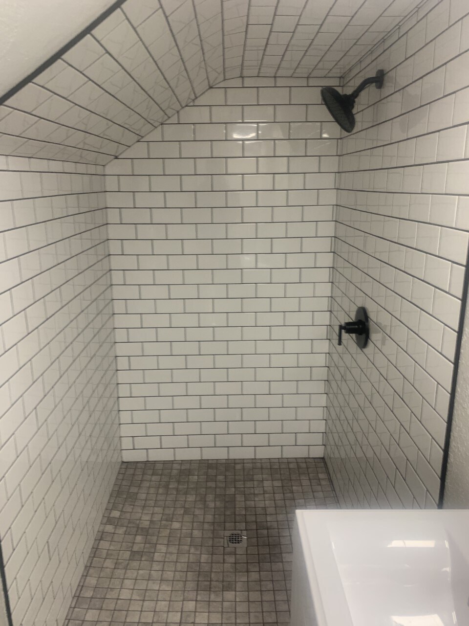 Building Photo - 84 Vine St