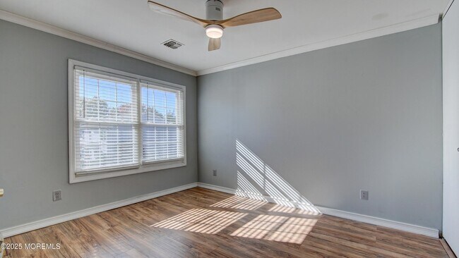 Building Photo - 60 County Rd