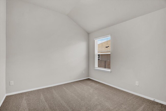 Building Photo - 216 Shugart St