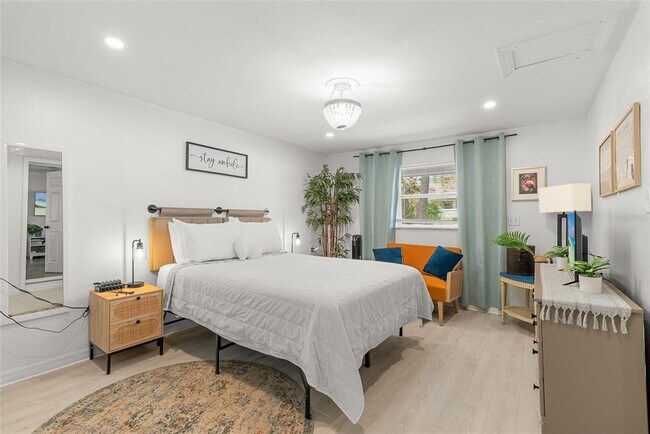 Building Photo - 4939 100th Way N