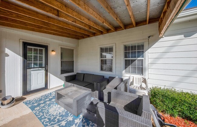 Building Photo - 8231 Chelsea Bend Ct