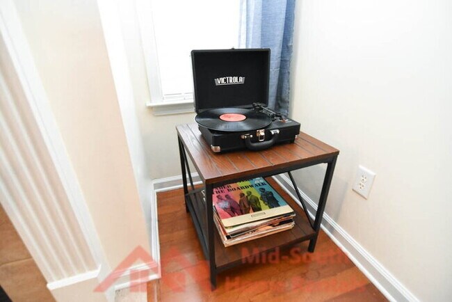 Building Photo - 1342 Harbor Park Dr