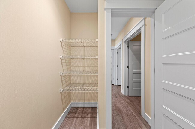 Building Photo - 340 Bluefish Dr