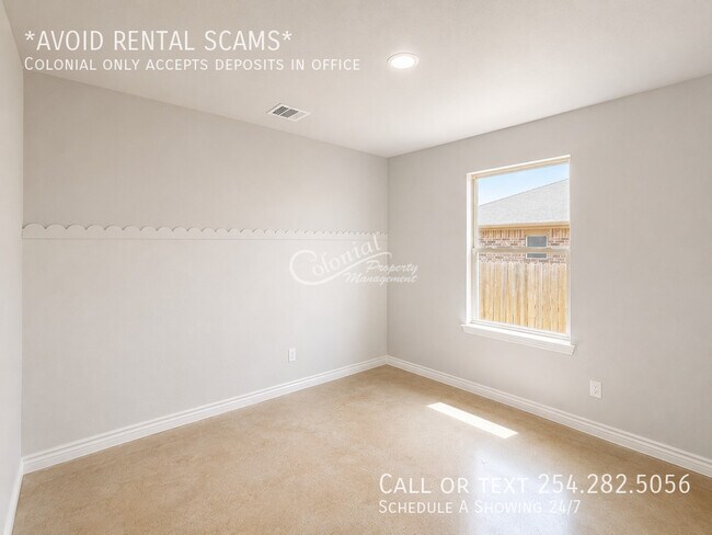 Building Photo - 1460 Dryden Ave