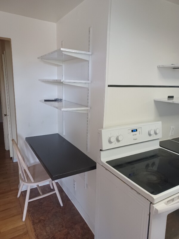 Building Photo - 5101 Ravenna Ave NE