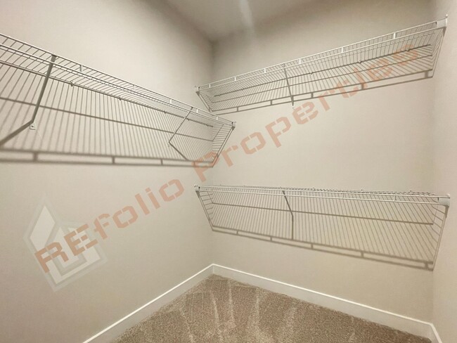 Building Photo - Beautiful brand new 3-Story Townhome | 4 Bedrooms, 3.5 Bathrooms, 2332 sq ft @ 751 South Townhome...